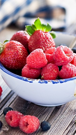 maliny i truskawki