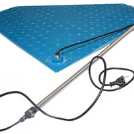 Płyta grzewcza dla prosiąt 60 W, narożna 68 x 66 x 68 cm