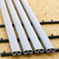 Listwa dystansowa do spodów klatkowych dla królików 1 m