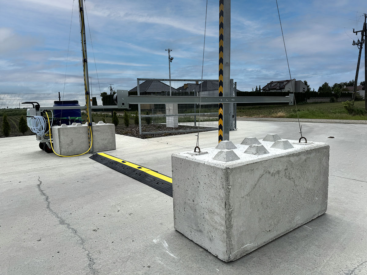 Brama bioasekuracyjna mobilna do dezynfekcji pojazdów 400 x 470 cm MOBIL