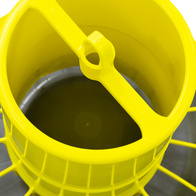 Karmnik dla kurcząt kur drobiu na nóżkach KOMPAKT 7 kg